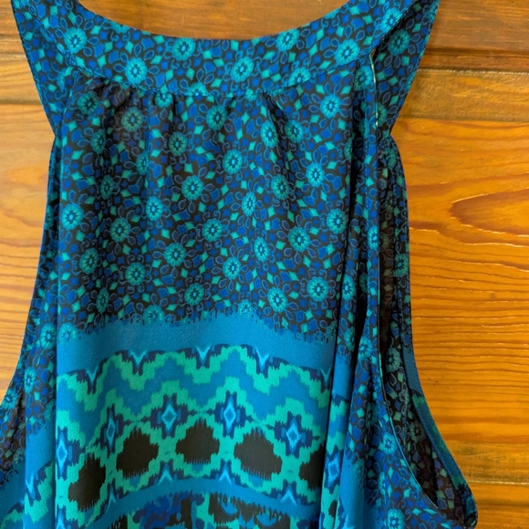 Express Blue High Neck Sleeveless Tank Top - Picture 8 of 12